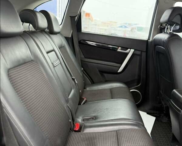 Серый Шевроле Каптива, объемом двигателя 2.2 л и пробегом 270 тыс. км за 8999 $, фото 32 на Automoto.ua