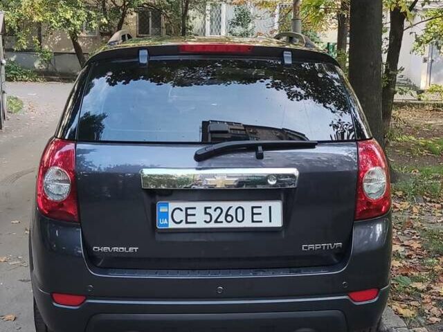 Серый Шевроле Каптива, объемом двигателя 2.2 л и пробегом 235 тыс. км за 12000 $, фото 6 на Automoto.ua