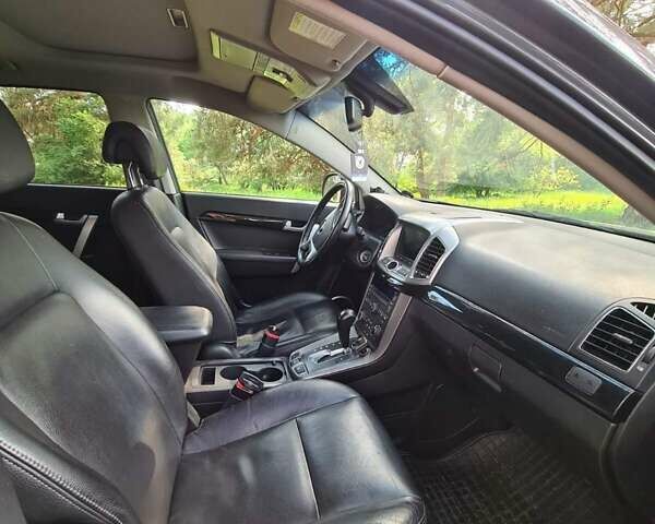 Сірий Шевроле Каптіва, об'ємом двигуна 2.23 л та пробігом 200 тис. км за 11300 $, фото 12 на Automoto.ua