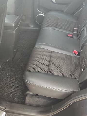 Серый Шевроле Каптива, объемом двигателя 2.2 л и пробегом 235 тыс. км за 12000 $, фото 21 на Automoto.ua