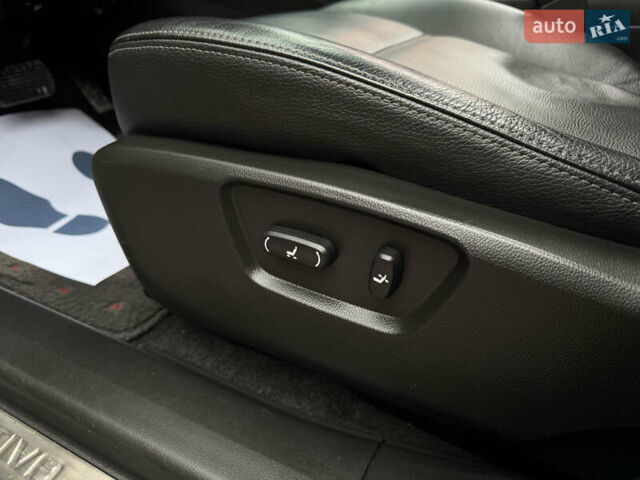 Серый Шевроле Каптива, объемом двигателя 2.2 л и пробегом 150 тыс. км за 11500 $, фото 26 на Automoto.ua