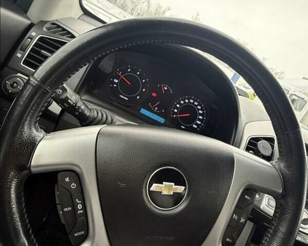 Серый Шевроле Каптива, объемом двигателя 2.2 л и пробегом 270 тыс. км за 8999 $, фото 41 на Automoto.ua