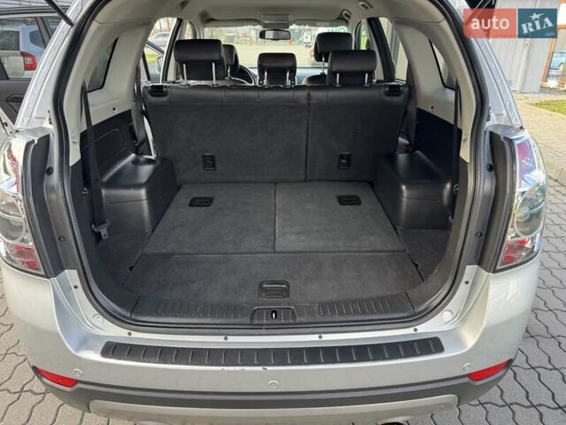 Сірий Шевроле Каптіва, об'ємом двигуна 2.2 л та пробігом 212 тис. км за 10900 $, фото 15 на Automoto.ua