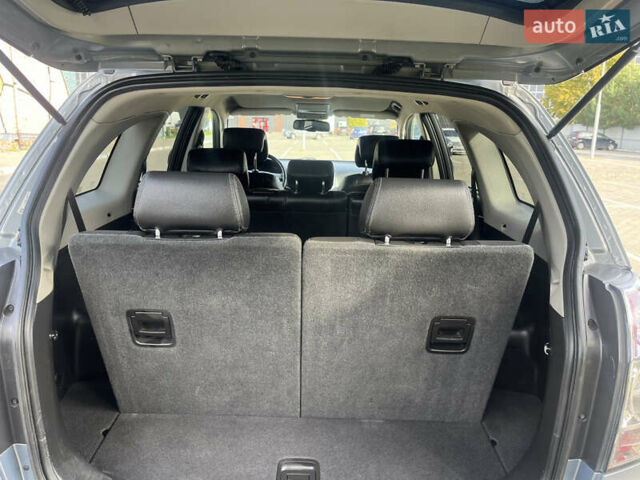 Серый Шевроле Каптива, объемом двигателя 2.2 л и пробегом 209 тыс. км за 12500 $, фото 23 на Automoto.ua