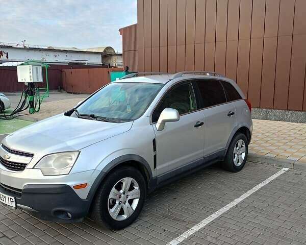 Серый Шевроле Каптива, объемом двигателя 2.4 л и пробегом 238 тыс. км за 9000 $, фото 7 на Automoto.ua