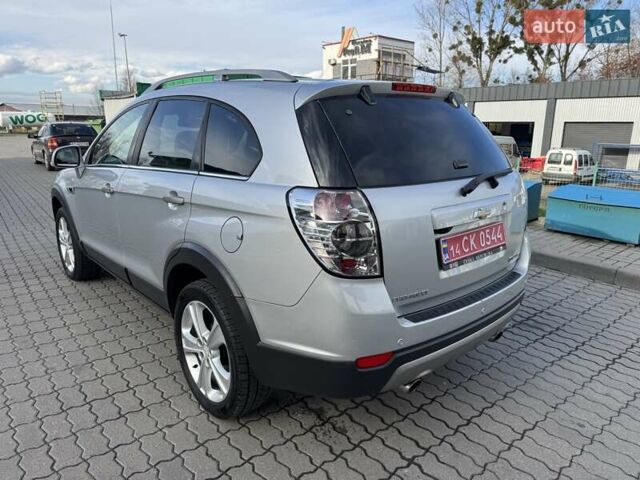 Сірий Шевроле Каптіва, об'ємом двигуна 2.2 л та пробігом 212 тис. км за 10900 $, фото 3 на Automoto.ua