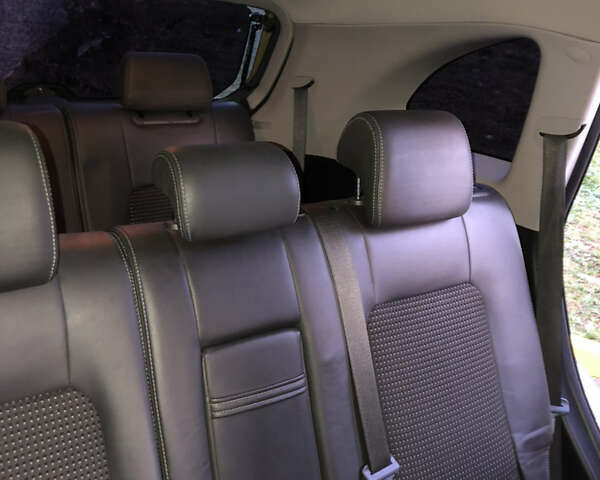 Сірий Шевроле Каптіва, об'ємом двигуна 2.2 л та пробігом 210 тис. км за 10999 $, фото 13 на Automoto.ua