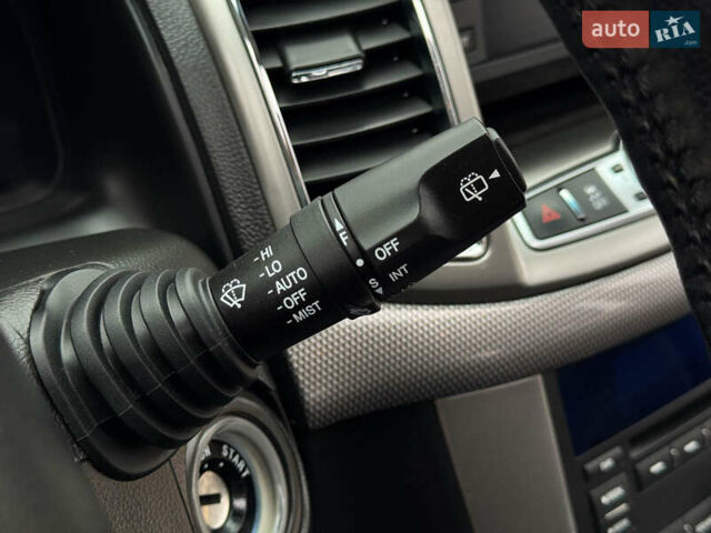 Серый Шевроле Каптива, объемом двигателя 2.2 л и пробегом 150 тыс. км за 11500 $, фото 32 на Automoto.ua