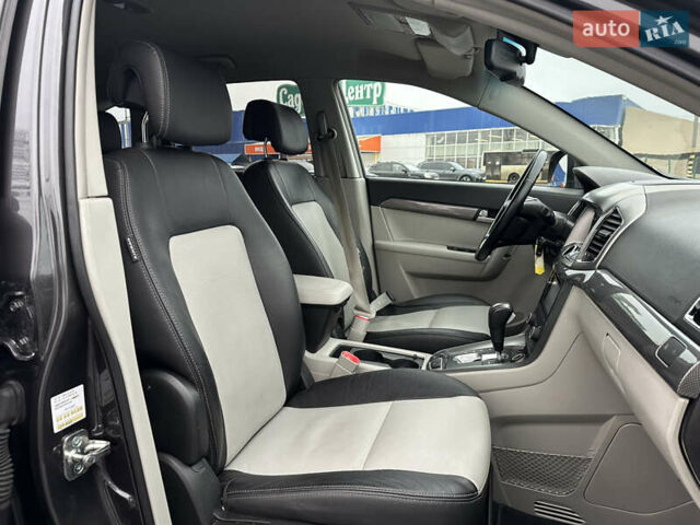 Серый Шевроле Каптива, объемом двигателя 2.2 л и пробегом 157 тыс. км за 12999 $, фото 17 на Automoto.ua