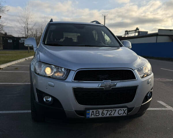 Сірий Шевроле Каптіва, об'ємом двигуна 2.41 л та пробігом 147 тис. км за 13500 $, фото 1 на Automoto.ua