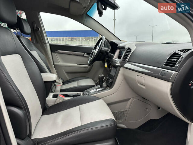 Серый Шевроле Каптива, объемом двигателя 2.2 л и пробегом 157 тыс. км за 12999 $, фото 15 на Automoto.ua