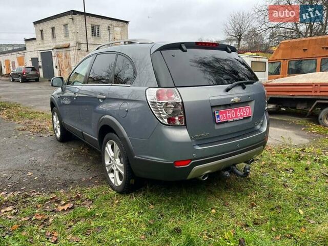 Серый Шевроле Каптива, объемом двигателя 2.2 л и пробегом 210 тыс. км за 11900 $, фото 21 на Automoto.ua