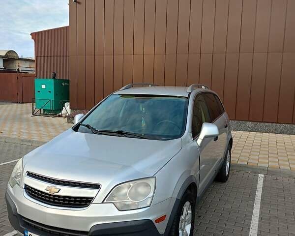 Серый Шевроле Каптива, объемом двигателя 2.4 л и пробегом 238 тыс. км за 9000 $, фото 3 на Automoto.ua