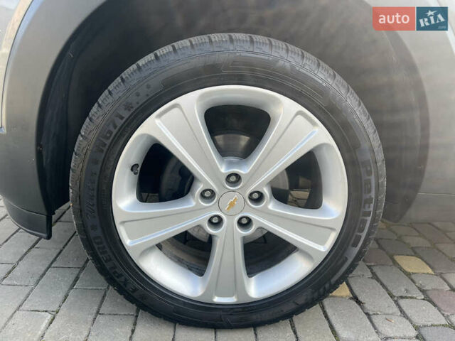 Серый Шевроле Каптива, объемом двигателя 2.2 л и пробегом 209 тыс. км за 12500 $, фото 33 на Automoto.ua