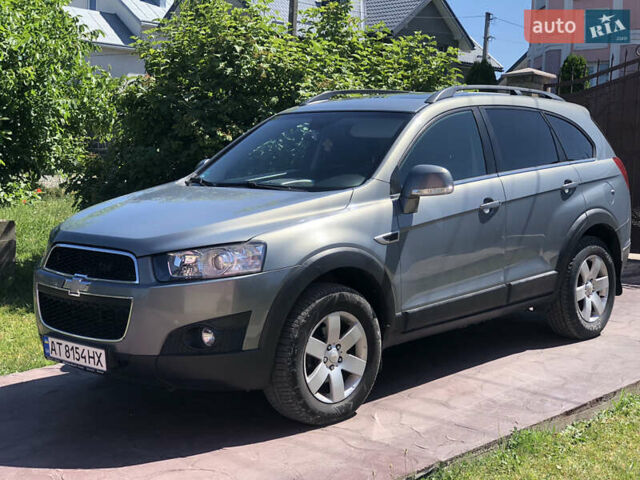 Сірий Шевроле Каптіва, об'ємом двигуна 2.2 л та пробігом 210 тис. км за 10999 $, фото 2 на Automoto.ua