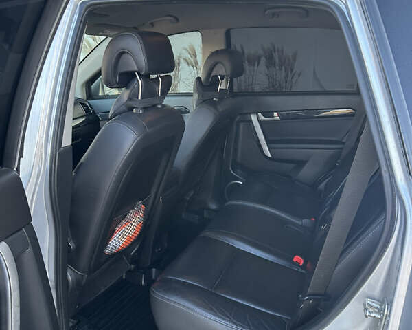 Серый Шевроле Каптива, объемом двигателя 2.23 л и пробегом 258 тыс. км за 10400 $, фото 14 на Automoto.ua