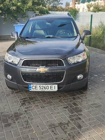 Серый Шевроле Каптива, объемом двигателя 2.2 л и пробегом 235 тыс. км за 12000 $, фото 3 на Automoto.ua