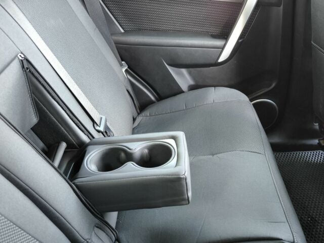 Серый Шевроле Каптива, объемом двигателя 2.2 л и пробегом 183 тыс. км за 10106 $, фото 4 на Automoto.ua