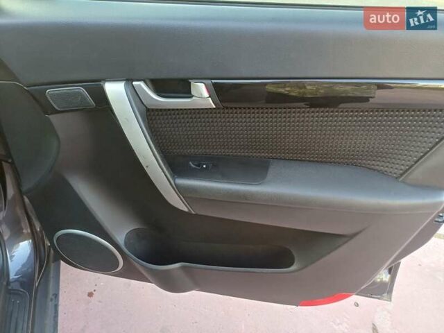Серый Шевроле Каптива, объемом двигателя 2.23 л и пробегом 152 тыс. км за 11100 $, фото 37 на Automoto.ua