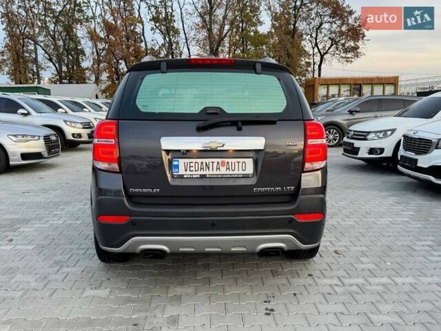 Серый Шевроле Каптива, объемом двигателя 2.2 л и пробегом 123 тыс. км за 10900 $, фото 4 на Automoto.ua
