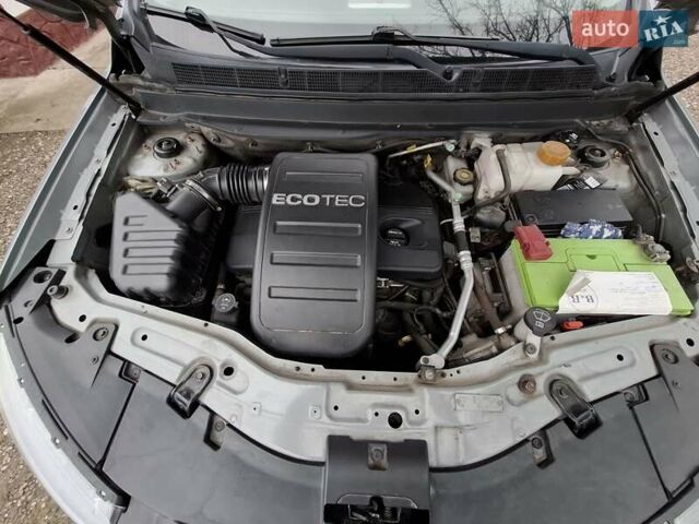 Серый Шевроле Каптива, объемом двигателя 2.4 л и пробегом 185 тыс. км за 12500 $, фото 4 на Automoto.ua
