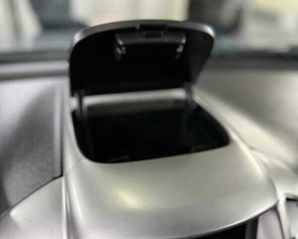 Шевроле Каптива 2013 в Полтаве на Automoto.ua Серый Шевроле Каптива, объемом двигателя 2.38 л и пробегом 168 тыс. км за 10900 $, фото 46 на Automoto.ua