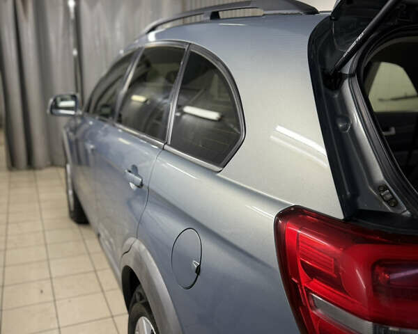 Шевроле Каптива 2013 в Полтаве на Automoto.ua Серый Шевроле Каптива, объемом двигателя 2.38 л и пробегом 168 тыс. км за 10900 $, фото 7 на Automoto.ua