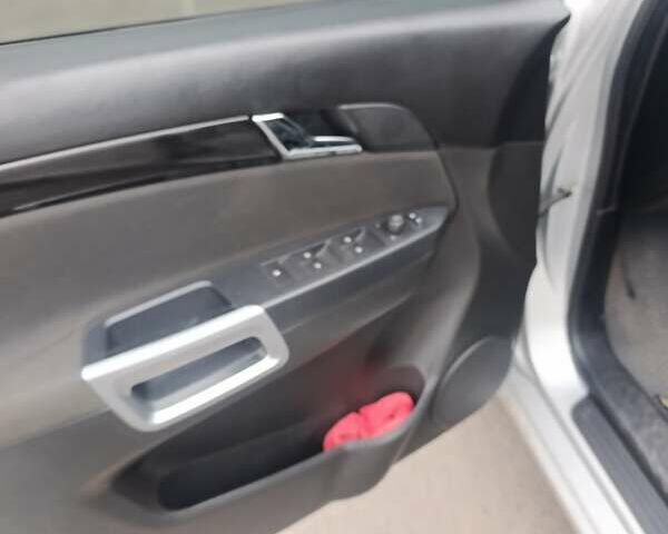 Серый Шевроле Каптива, объемом двигателя 2.38 л и пробегом 230 тыс. км за 10000 $, фото 17 на Automoto.ua