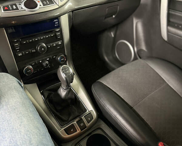 Шевроле Каптива 2013 в Полтаве на Automoto.ua Серый Шевроле Каптива, объемом двигателя 2.38 л и пробегом 168 тыс. км за 10900 $, фото 48 на Automoto.ua