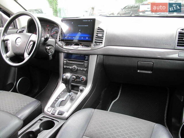 Шевроле Каптива 2013 в Киеве на Automoto.ua Серый Шевроле Каптива, объемом двигателя 2.38 л и пробегом 202 тыс. км за 10900 $, фото 58 на Automoto.ua