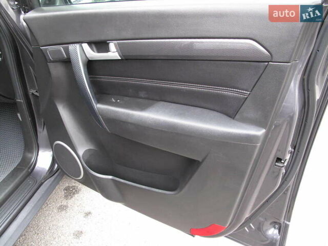 Шевроле Каптива 2013 в Киеве на Automoto.ua Серый Шевроле Каптива, объемом двигателя 2.38 л и пробегом 202 тыс. км за 10900 $, фото 47 на Automoto.ua