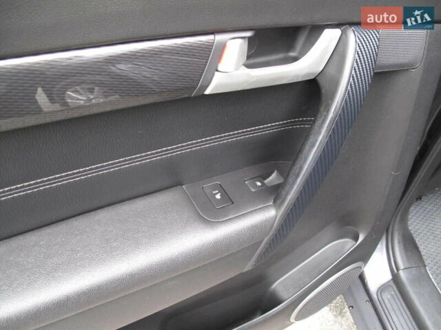 Шевроле Каптива 2013 в Киеве на Automoto.ua Серый Шевроле Каптива, объемом двигателя 2.38 л и пробегом 202 тыс. км за 10900 $, фото 31 на Automoto.ua