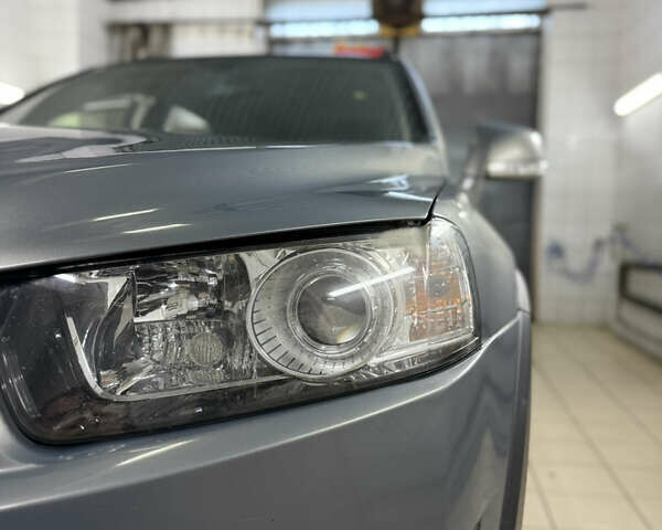 Шевроле Каптива 2013 в Полтаве на Automoto.ua Серый Шевроле Каптива, объемом двигателя 2.38 л и пробегом 168 тыс. км за 10900 $, фото 12 на Automoto.ua