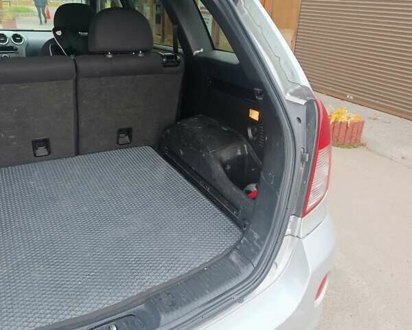 Серый Шевроле Каптива, объемом двигателя 2.38 л и пробегом 230 тыс. км за 10000 $, фото 7 на Automoto.ua