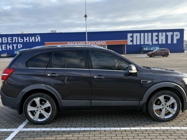 Серый Шевроле Каптива, объемом двигателя 2.2 л и пробегом 212 тыс. км за 12700 $, фото 3 на Automoto.ua