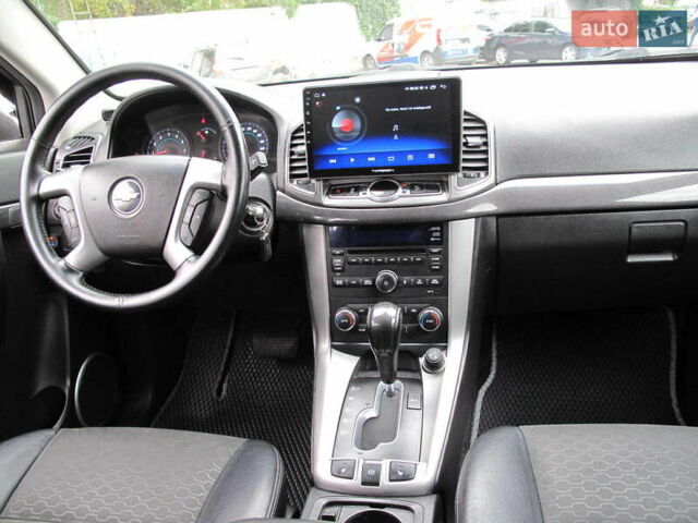 Шевроле Каптива 2013 в Киеве на Automoto.ua Серый Шевроле Каптива, объемом двигателя 2.38 л и пробегом 202 тыс. км за 10900 $, фото 27 на Automoto.ua