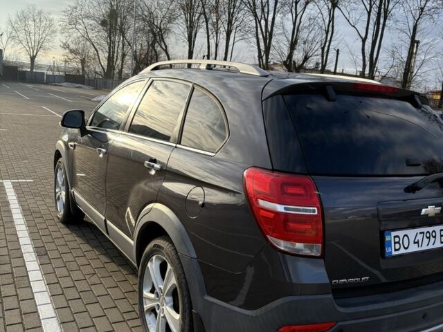 Серый Шевроле Каптива, объемом двигателя 2.2 л и пробегом 212 тыс. км за 12700 $, фото 4 на Automoto.ua