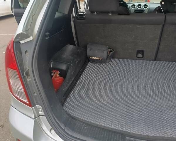 Серый Шевроле Каптива, объемом двигателя 2.38 л и пробегом 230 тыс. км за 10000 $, фото 10 на Automoto.ua