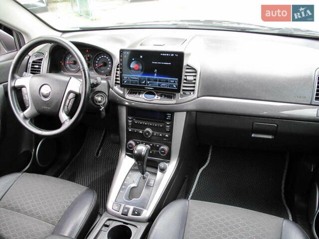 Шевроле Каптива 2013 в Киеве на Automoto.ua Серый Шевроле Каптива, объемом двигателя 2.38 л и пробегом 202 тыс. км за 10900 $, фото 59 на Automoto.ua