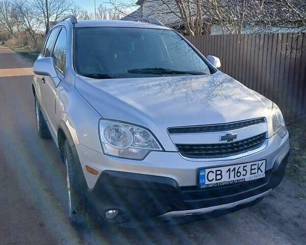 Серый Шевроле Каптива, объемом двигателя 2.38 л и пробегом 287 тыс. км за 9000 $, фото 2 на Automoto.ua