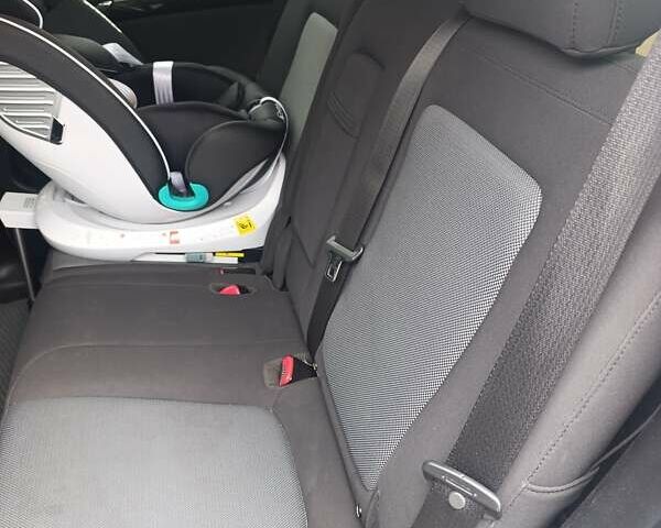 Серый Шевроле Каптива, объемом двигателя 2.38 л и пробегом 230 тыс. км за 10000 $, фото 11 на Automoto.ua