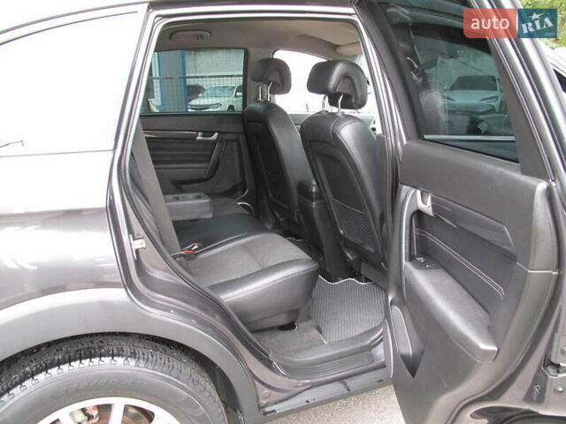 Шевроле Каптива 2013 в Киеве на Automoto.ua Серый Шевроле Каптива, объемом двигателя 2.38 л и пробегом 202 тыс. км за 10900 $, фото 55 на Automoto.ua