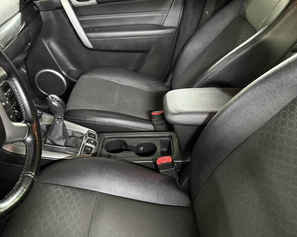 Шевроле Каптива 2013 в Полтаве на Automoto.ua Серый Шевроле Каптива, объемом двигателя 2.38 л и пробегом 168 тыс. км за 10900 $, фото 41 на Automoto.ua
