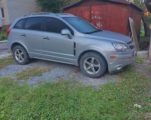 Серый Шевроле Каптива, объемом двигателя 2.38 л и пробегом 230 тыс. км за 10000 $, фото 1 на Automoto.ua
