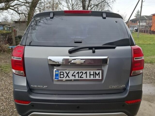 Сірий Шевроле Каптіва, об'ємом двигуна 2.4 л та пробігом 185 тис. км за 12500 $, фото 1 на Automoto.ua