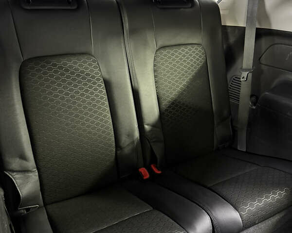 Шевроле Каптива 2013 в Полтаве на Automoto.ua Серый Шевроле Каптива, объемом двигателя 2.38 л и пробегом 168 тыс. км за 10900 $, фото 2 на Automoto.ua