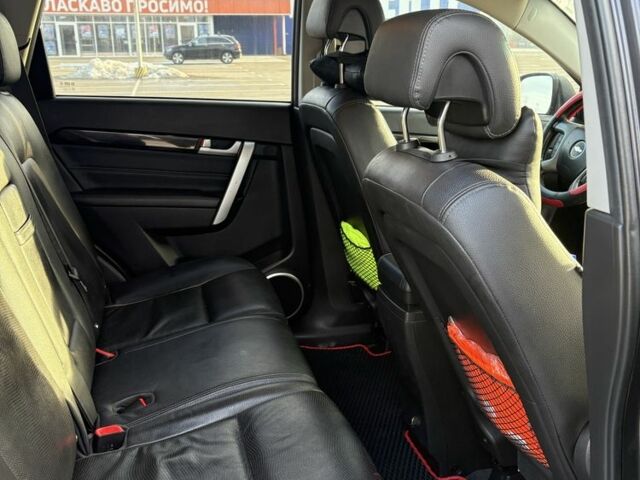 Серый Шевроле Каптива, объемом двигателя 2.2 л и пробегом 212 тыс. км за 12700 $, фото 7 на Automoto.ua