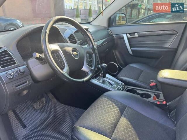 Серый Шевроле Каптива, объемом двигателя 2.23 л и пробегом 120 тыс. км за 14200 $, фото 11 на Automoto.ua
