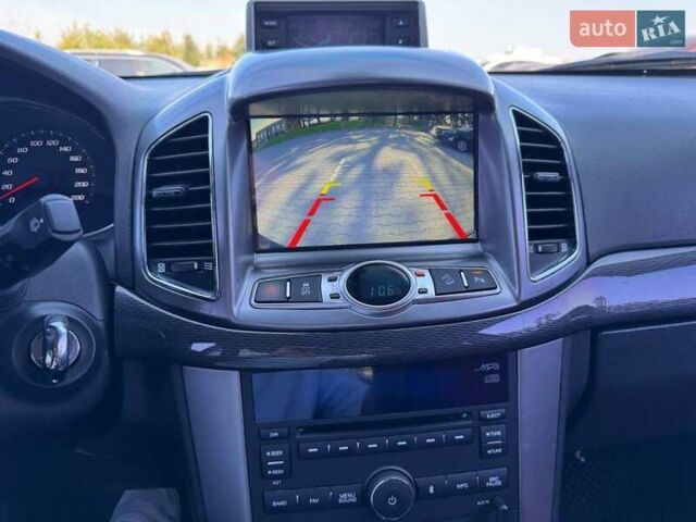 Сірий Шевроле Каптіва, об'ємом двигуна 2 л та пробігом 159 тис. км за 13500 $, фото 11 на Automoto.ua