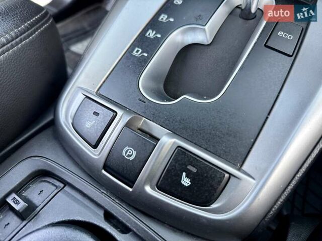 Шевроле Каптива 2014 в Одессе на Automoto.ua Серый Шевроле Каптива, объемом двигателя 2.23 л и пробегом 167 тыс. км за 13400 $, фото 43 на Automoto.ua